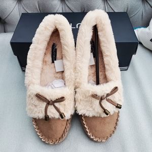 NEW Nautica Slipper Moccasins- size US 7